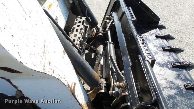 image for item DD7405 2013 Bobcat T770 skid steer
