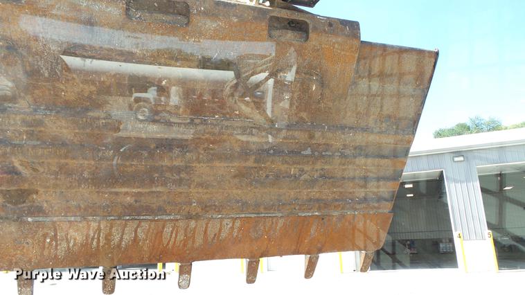 image for item DD7405 2013 Bobcat T770 skid steer