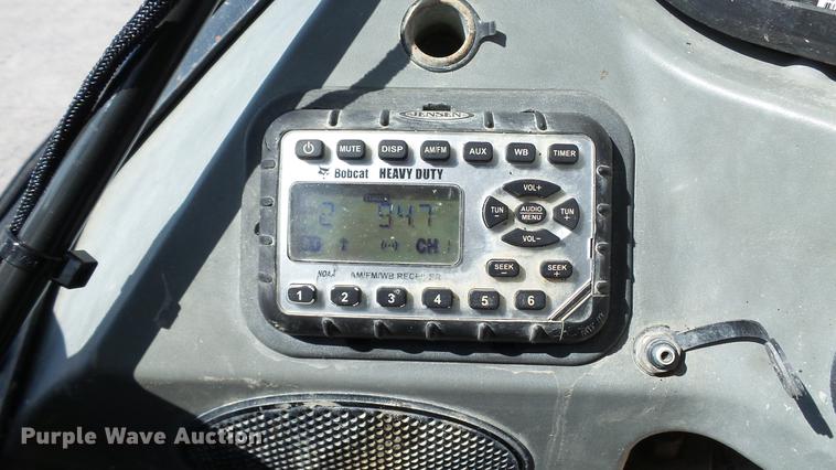 image for item DD7405 2013 Bobcat T770 skid steer