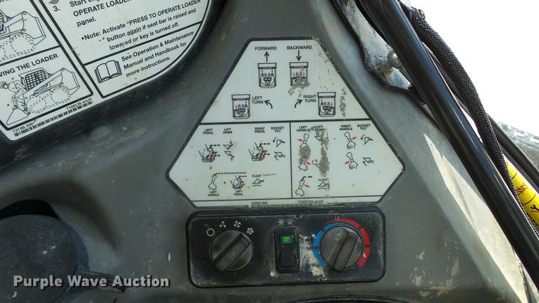 image for item DD7405 2013 Bobcat T770 skid steer