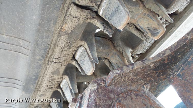 image for item DD7405 2013 Bobcat T770 skid steer