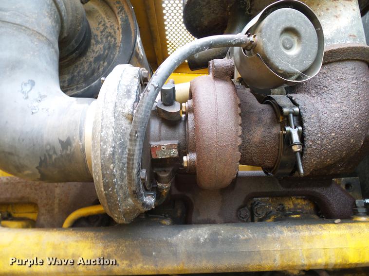 image for item DD8249 2000 John Deere 772CH motor grader