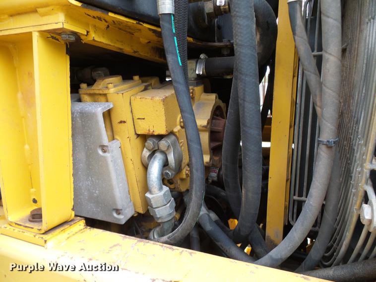 image for item DD8249 2000 John Deere 772CH motor grader