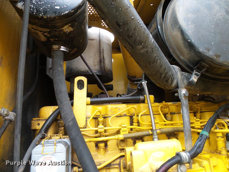 image for item DD8249 2000 John Deere 772CH motor grader