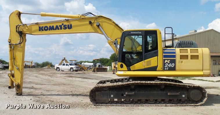 image for item DD8295 2013 Komatsu PC240LC-10 excavator