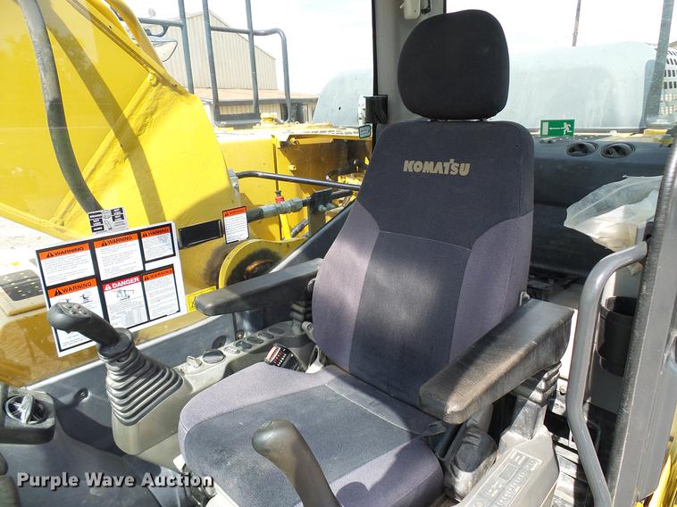 image for item DD8295 2013 Komatsu PC240LC-10 excavator