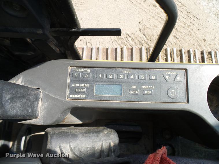 image for item DD8295 2013 Komatsu PC240LC-10 excavator
