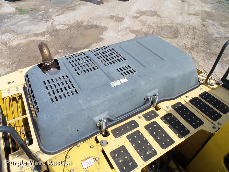 image for item DD8295 2013 Komatsu PC240LC-10 excavator