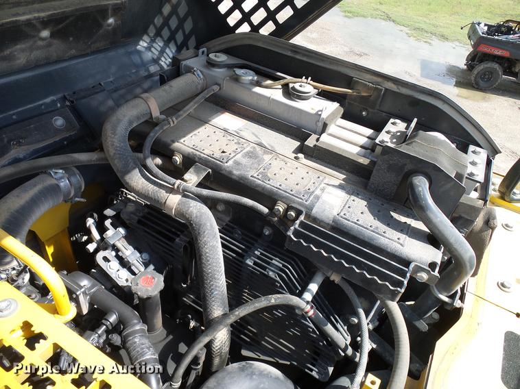 image for item DD8295 2013 Komatsu PC240LC-10 excavator