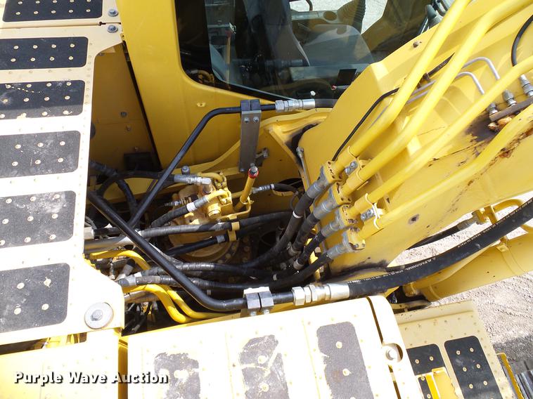 image for item DD8295 2013 Komatsu PC240LC-10 excavator