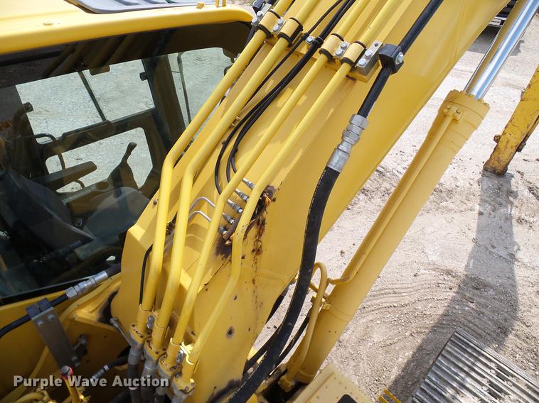 image for item DD8295 2013 Komatsu PC240LC-10 excavator