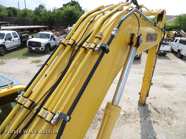 image for item DD8295 2013 Komatsu PC240LC-10 excavator
