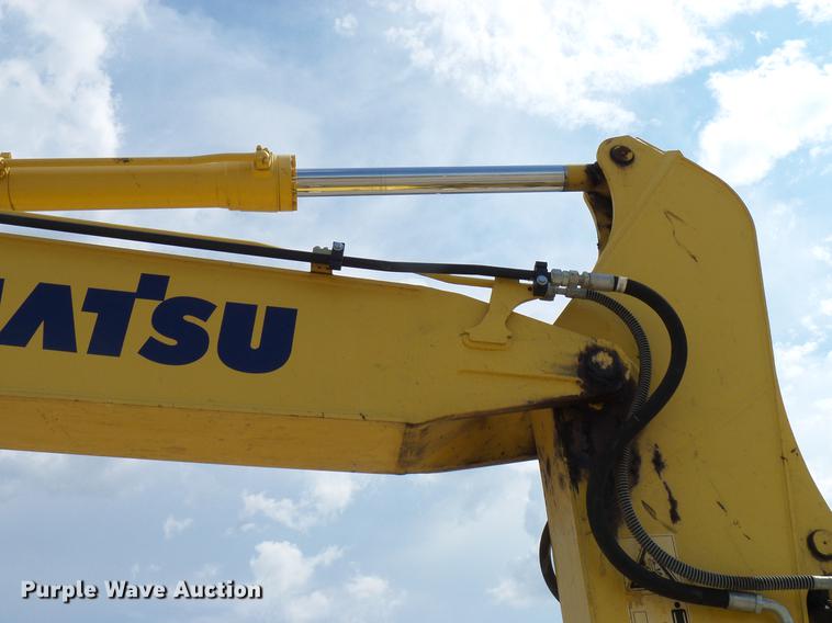 image for item DD8295 2013 Komatsu PC240LC-10 excavator