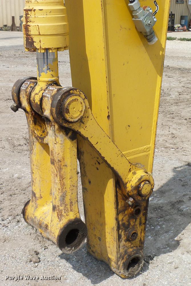 image for item DD8295 2013 Komatsu PC240LC-10 excavator