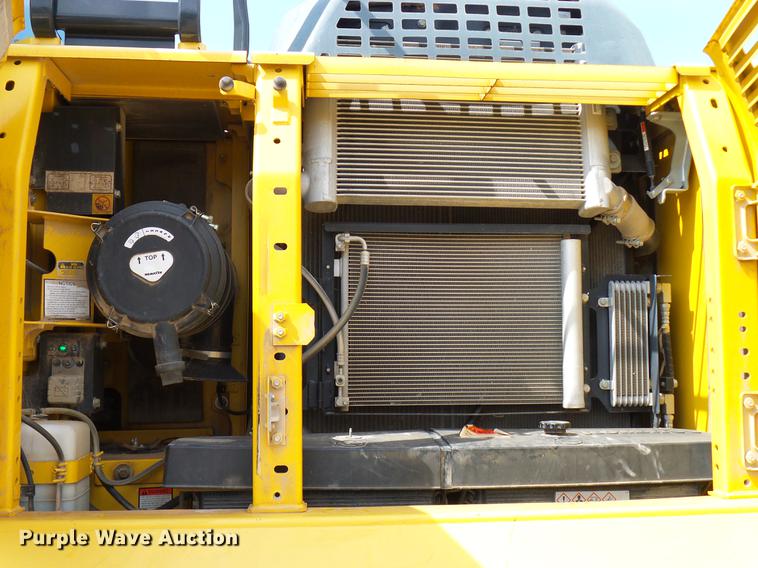 image for item DD8295 2013 Komatsu PC240LC-10 excavator