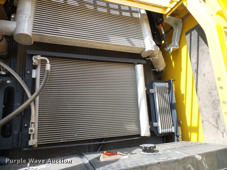 image for item DD8295 2013 Komatsu PC240LC-10 excavator