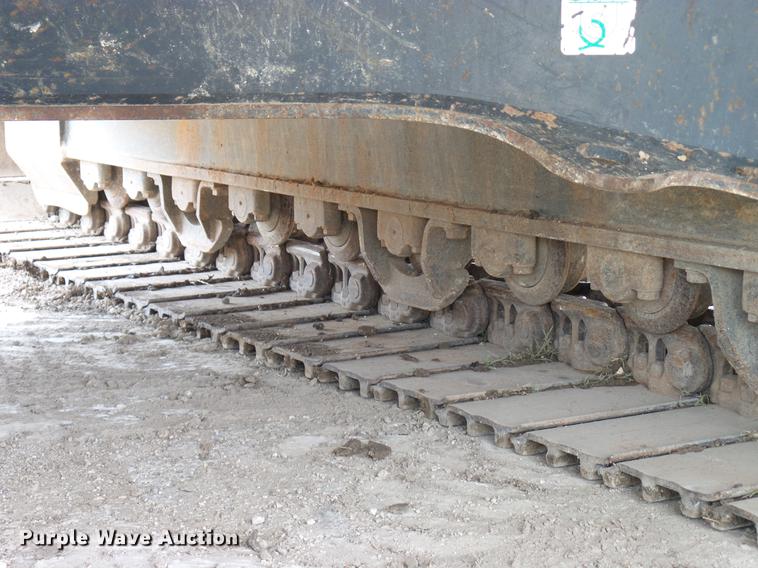 image for item DD8295 2013 Komatsu PC240LC-10 excavator