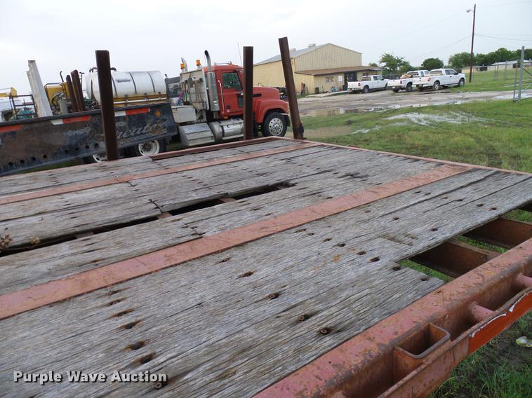 image for item DD8299 1998 Transcraft TL2000 flatbed trailer