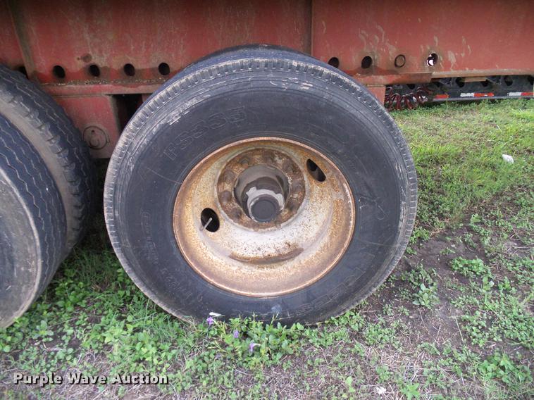 image for item DD8299 1998 Transcraft TL2000 flatbed trailer