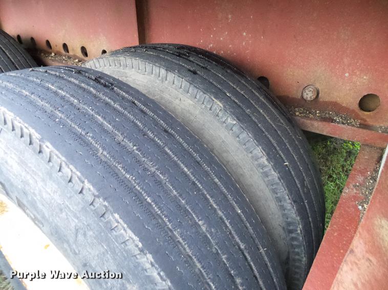 image for item DD8299 1998 Transcraft TL2000 flatbed trailer