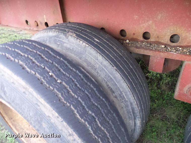 image for item DD8299 1998 Transcraft TL2000 flatbed trailer