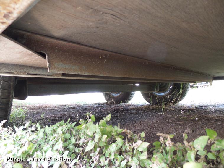 image for item DD8306 2015 CM CMC6070-26 enclosed cargo trailer