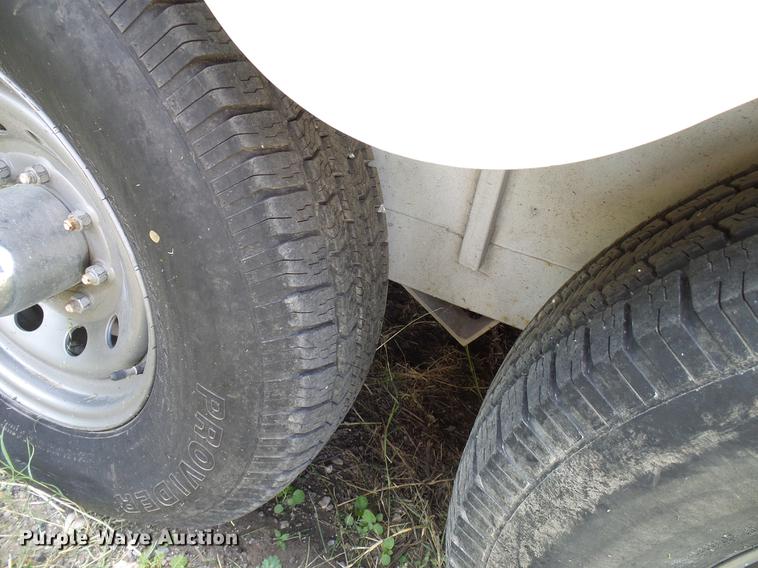 image for item DD8306 2015 CM CMC6070-26 enclosed cargo trailer