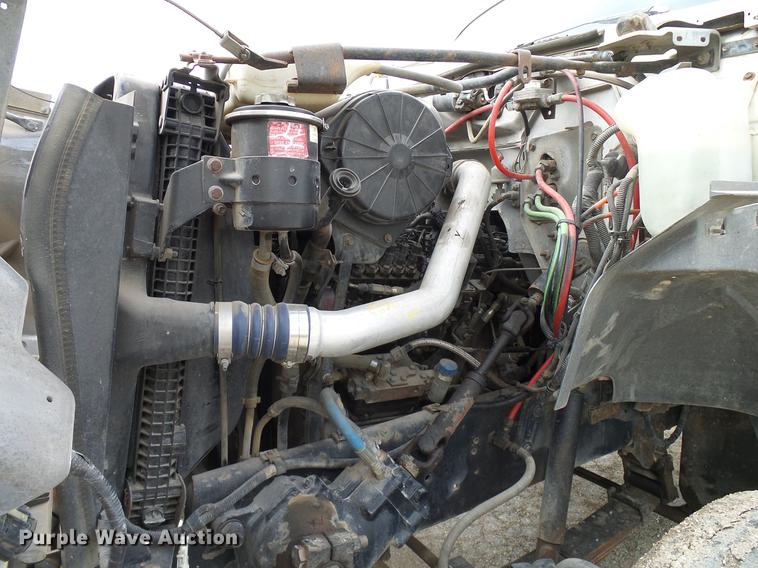 image for item DD8312 1998 Ford F800 flatbed truck with Vermeer MTE37 mud mix system