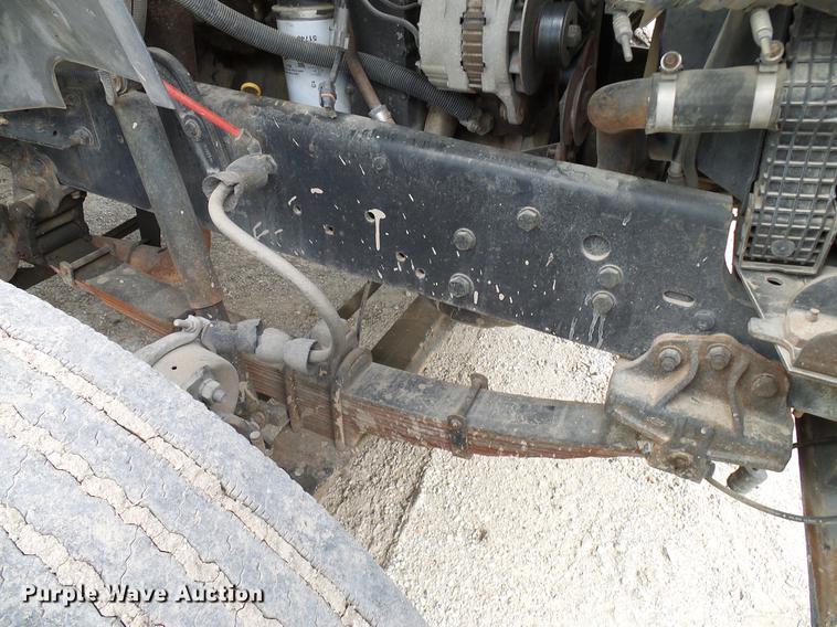 image for item DD8312 1998 Ford F800 flatbed truck with Vermeer MTE37 mud mix system