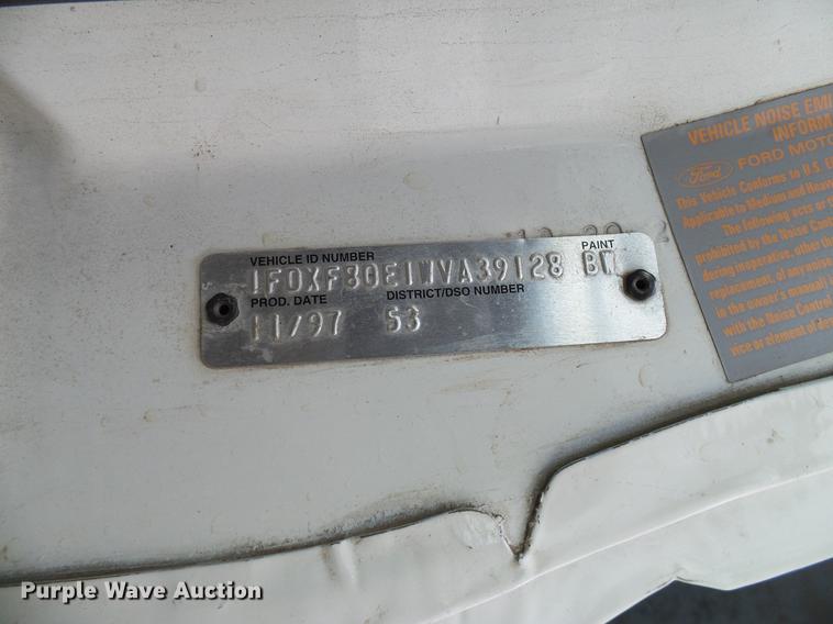 image for item DD8312 1998 Ford F800 flatbed truck with Vermeer MTE37 mud mix system