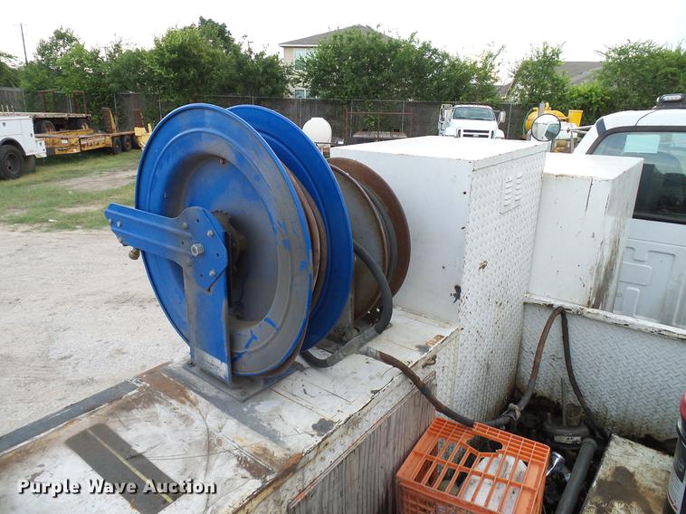 image for item DD8313 2008 Ford F750 Super Duty service truck with crane