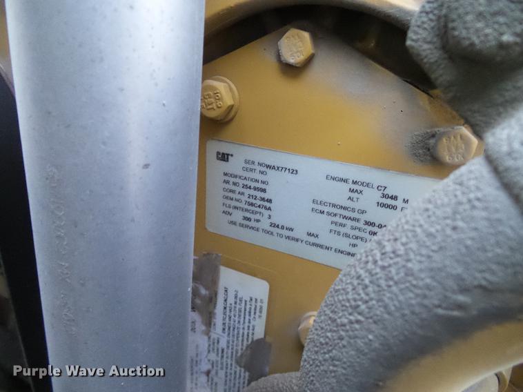 image for item DD8314 2007 Ford F750 service truck