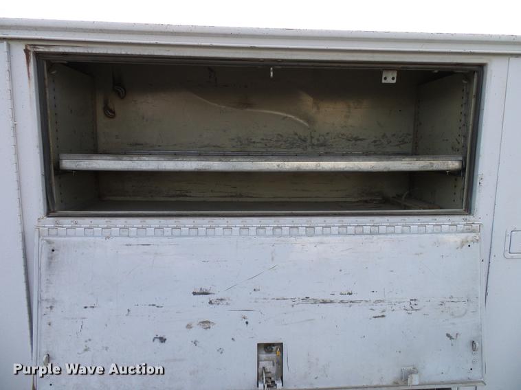 image for item DD8314 2007 Ford F750 service truck