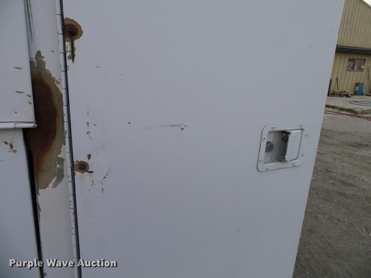 image for item DD8314 2007 Ford F750 service truck