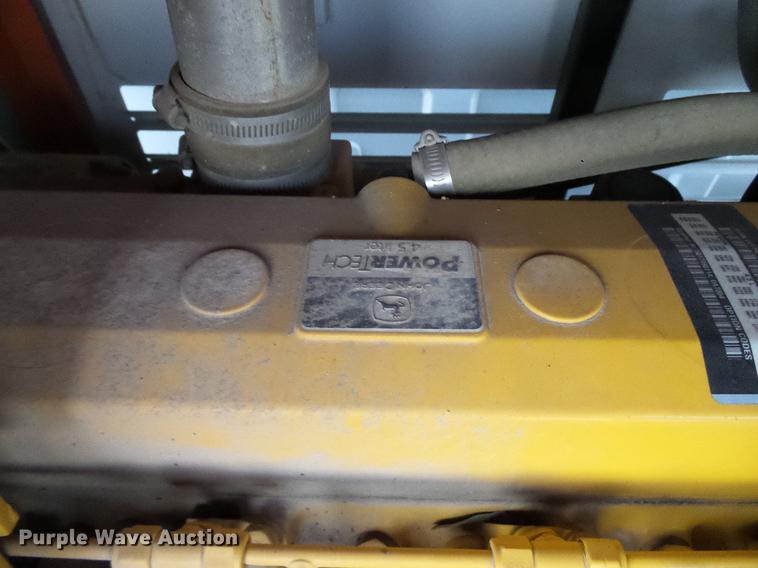 image for item DD8314 2007 Ford F750 service truck