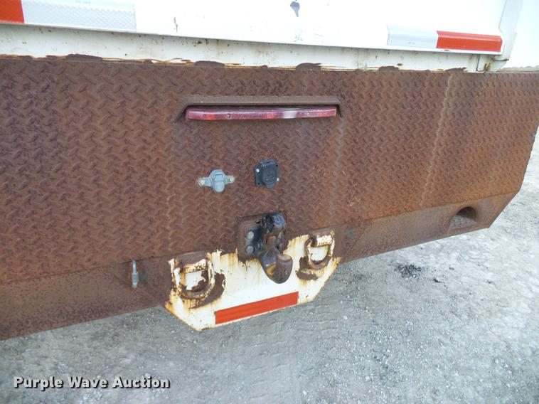 image for item DD8314 2007 Ford F750 service truck