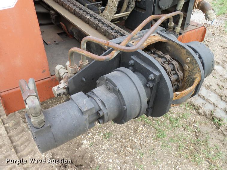 image for item DD8319 2001 Ditch Witch JT2720 directional boring unit