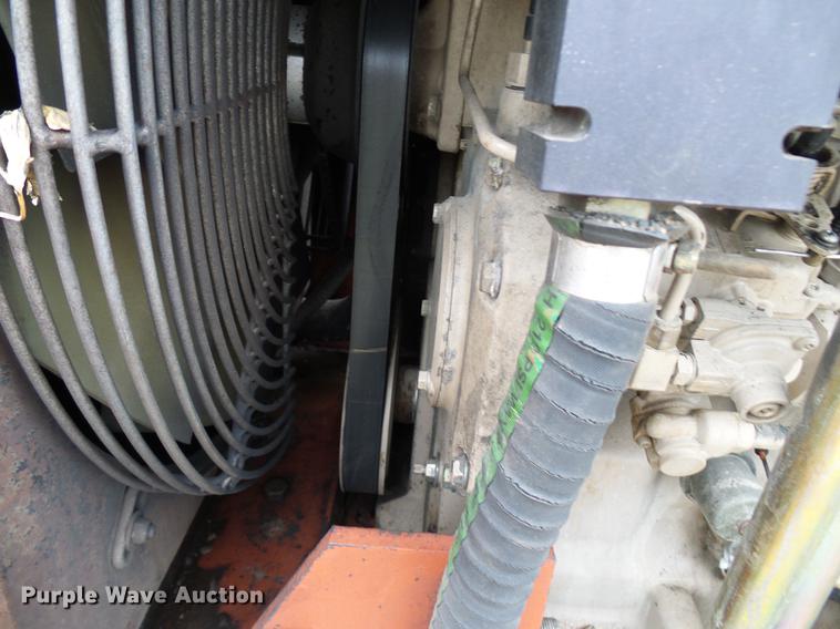 image for item DD8319 2001 Ditch Witch JT2720 directional boring unit