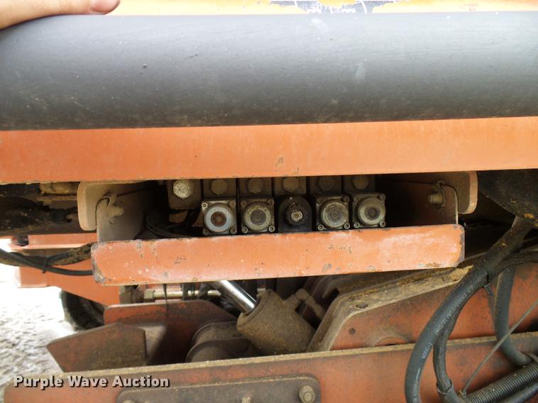 image for item DD8319 2001 Ditch Witch JT2720 directional boring unit