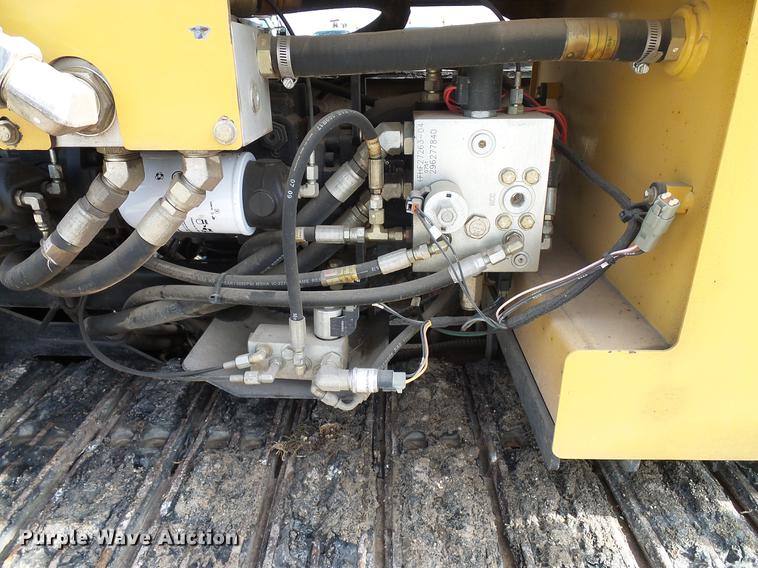 image for item DD8322 2008 Vermeer D24X40 Series II Navigator directional boring unit