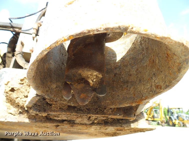 image for item DD8322 2008 Vermeer D24X40 Series II Navigator directional boring unit