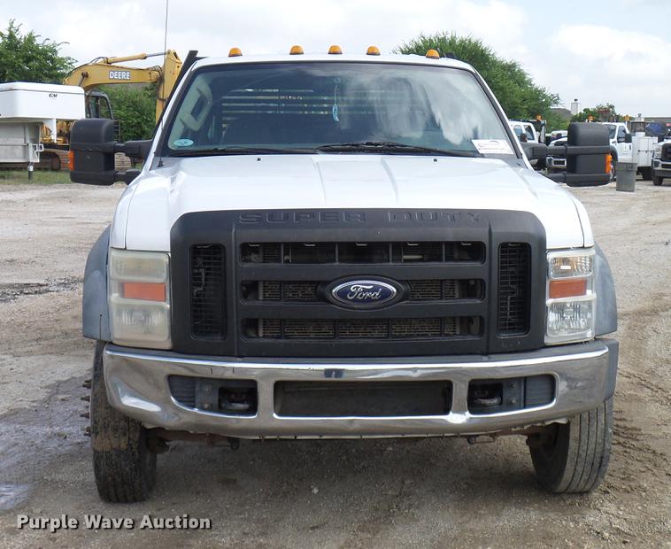 image for item DD8324 2010 Ford F450 Super Duty XL Crew Cab flatbed truck