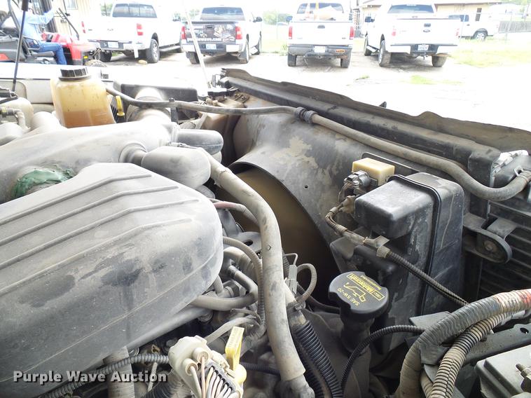 image for item DD8324 2010 Ford F450 Super Duty XL Crew Cab flatbed truck