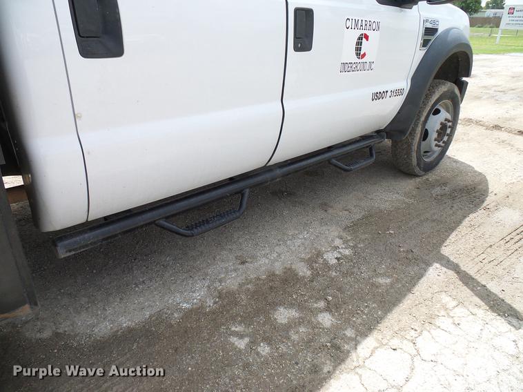 image for item DD8327 2008 Ford F450 Super Duty Crew Cab flatbed truck