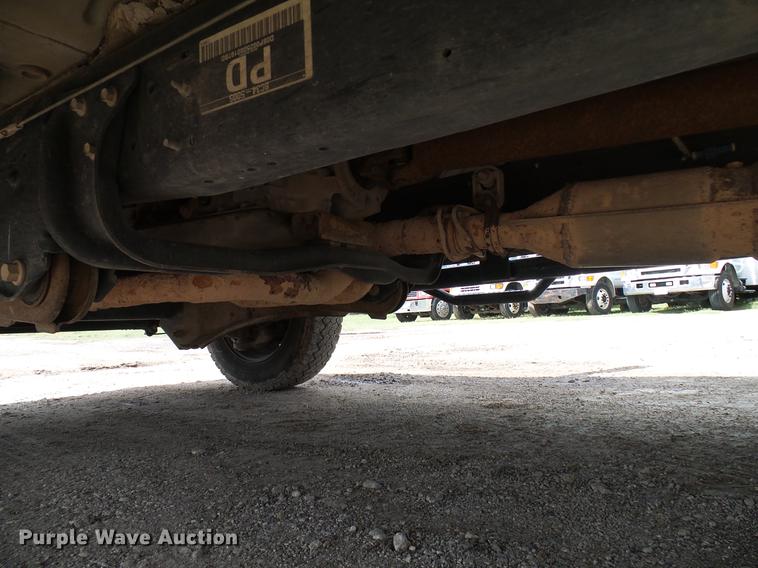 image for item DD8327 2008 Ford F450 Super Duty Crew Cab flatbed truck