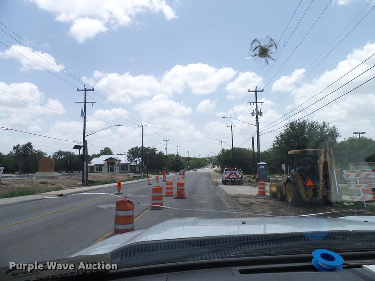 image for item DD8330 2014 Ford F550 Super Duty flat bed truck