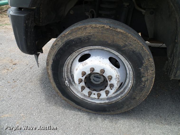 image for item DD8330 2014 Ford F550 Super Duty flat bed truck