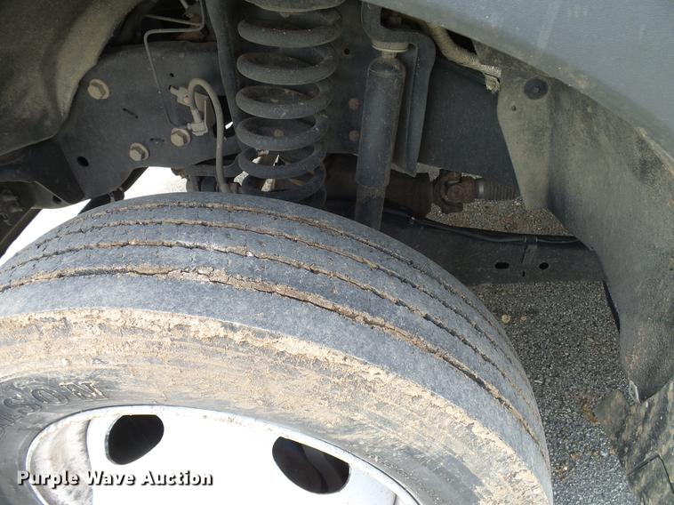 image for item DD8330 2014 Ford F550 Super Duty flat bed truck