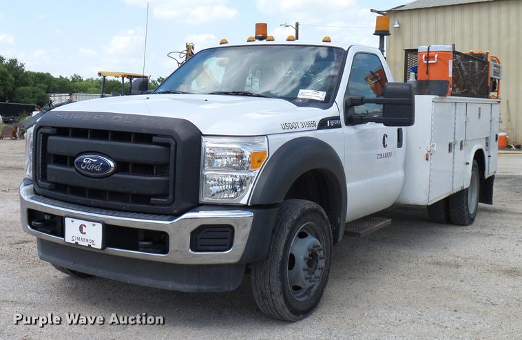 image for item DD8332 2013 Ford F450 Super Duty service truck