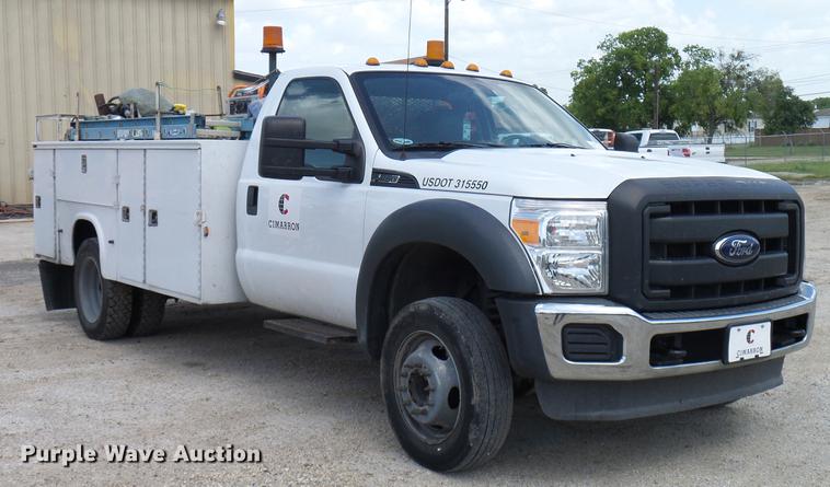 image for item DD8332 2013 Ford F450 Super Duty service truck